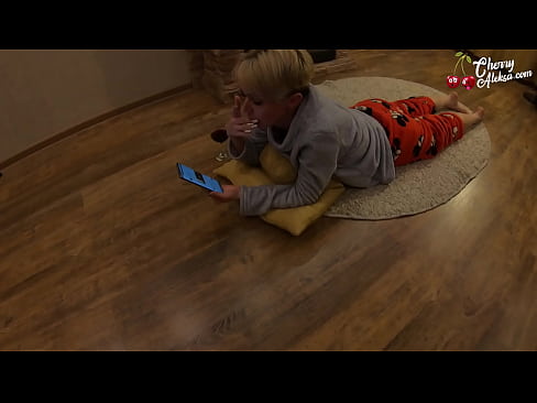 ❤️ پاگل سنہرے بالوں والی چوسنے والی بڑی ڈک چوسنا اور اس پر شیخی - مقعد جنسی ❤️❌  ہم پر ur.hqpornvideos.ru ❌❤